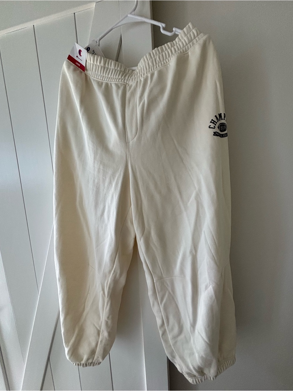 NWT Champion Cropped Baggy Pant in Cream XXL